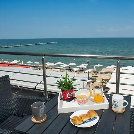 Lux Vip Peraía