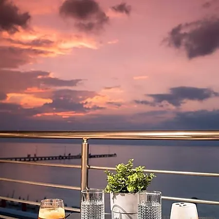 Lux Vip Aparthotel