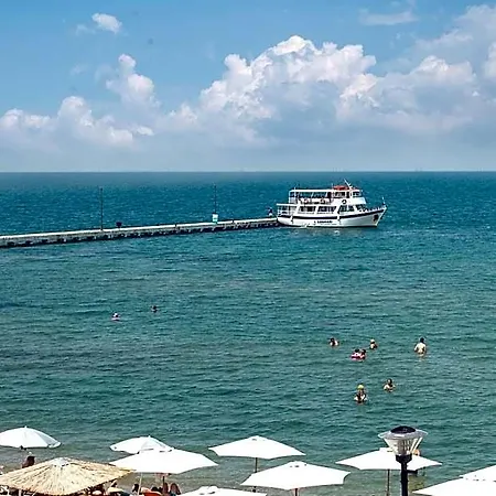 Lux Vip Aparthotel Peraia (Thessaloniki)
