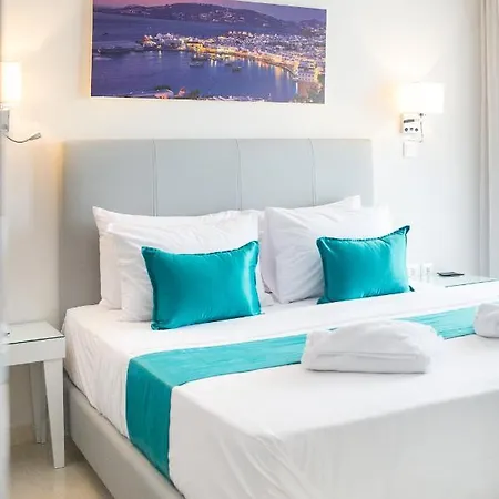 מלון דירות Lux Vip 4*