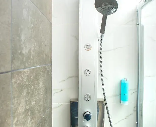 Lux Vip 公寓式酒店