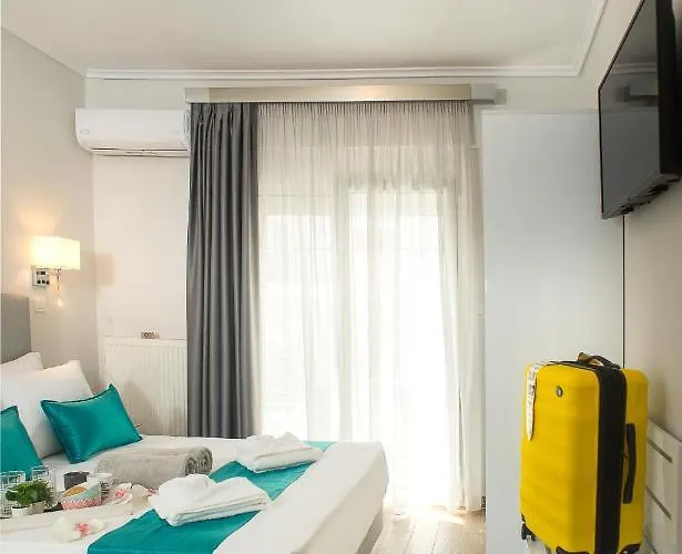 Lux Vip Aparthotel Peraía