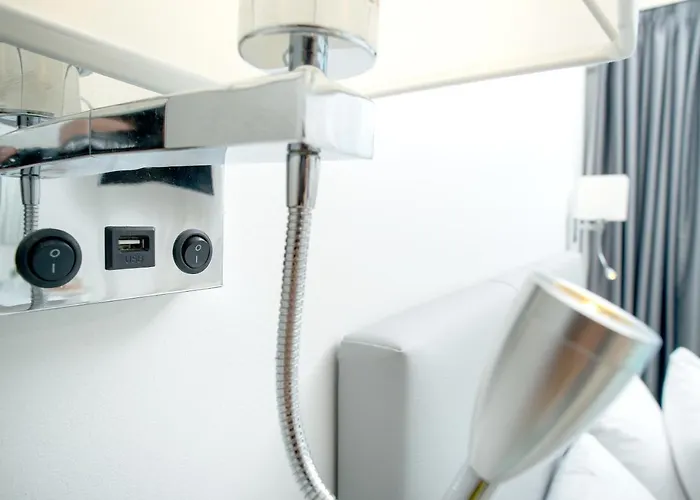 Lux Vip 公寓式酒店